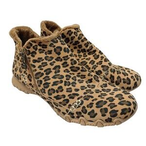 Skechers Ankle Bootie Womens Sz 10 Earthy Chic Leopard Print Suede Zip Wide Fit